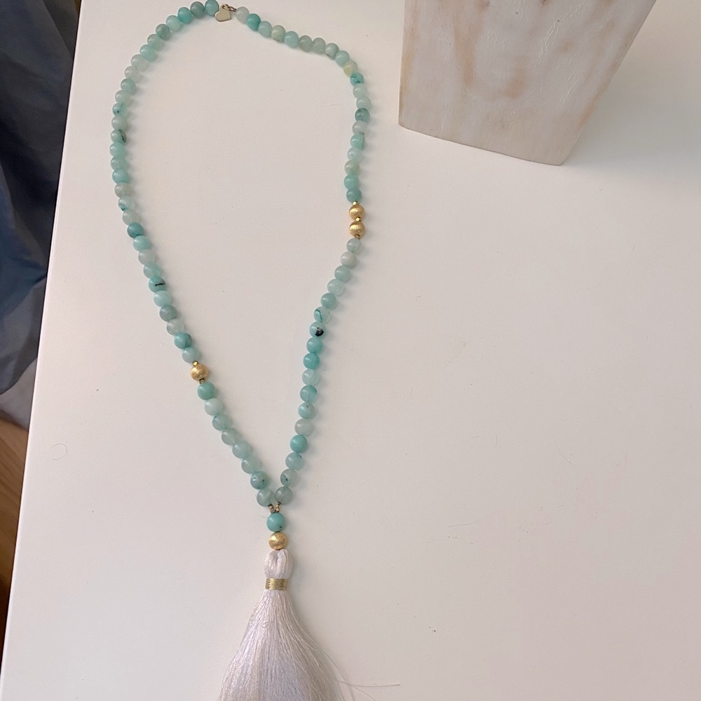 Beaded turquoise necklace